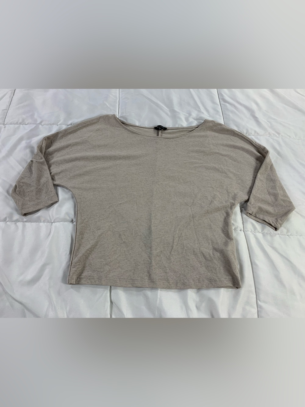 Pre loved DYNAMITE shirt womens size XS